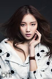 актриса] Ли Сон Гён