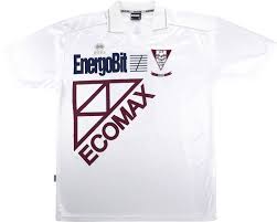 The uefa word, the uefa logo and all marks related to uefa competitions, are protected by trademarks and/or copyright of uefa. 2004 05 Cfr Cluj Match Issue Away Shirt 17 Classic Retro Vintage Football Shirts