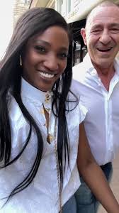 Welke keuken vind jij het lekkerst?! Ontdek mijn dagvlog bij restaurant  Dynasty in Amsterdam