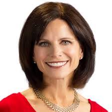 Denise Dillon's Instagram, Twitter & Facebook