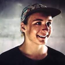 Stream Victor Salmon music