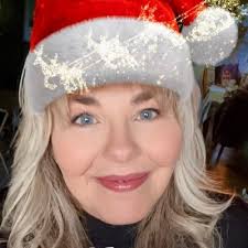 Patrick Bolen (@comicwizard)