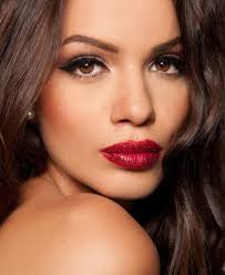 Bensu soral was born at bursa province, turkey. 75 Inspirierende Abend Make Up Vorschlage Fur Stilvolle Damen