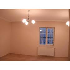 Tavanlarda uygulanacak ısı yalıtımı işlemi için mineral yün esaslı çatı şilteleri çatıya çıkarılarak kullanılmayan çatı aralarının döşemesine serilir. Prefabrik Ev Isi Yalitimi Nasil Yapilir