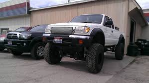 Our rear lift kits are designed to match our front ifs eliminator kits and classic lift kits. Best 6 Inches Lift For 1st Gen Taco Tacoma World