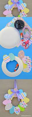 Weitere ideen zu basteln, basteln mit kindern, basteln anleitung. Osterkranz Auf Papier Mit Kindern Basteln Bastelarbeiten Basteln Fruhling Ostern Osternest Basteln