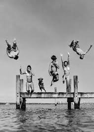 Black And White Magazine Aesthetic Awesome Black And White Beach Photos Blackandwhitebeachphotos Black And White Aesthetic Black And White Beach White Photography