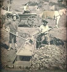 California Gold Rush Miners Searching For Gold 1852 672 X 722 California History California Gold Rush Gold Rush