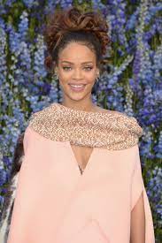 Rihanna Attends Dior Show At Paris Fashion Week 2015 Celebuzz Cute Ponytails Celebrity Hairstyles Rihanna
