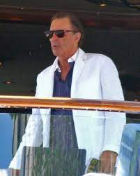 At the age of 30 he purchased a bulldozer. Dennis Washington Wikipedia