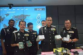 Check spelling or type a new query. Jabatan Imigresen Rampas 1 150 Pasport Dan Plks Palsu Dalam Dua Serbuan Putrajaya Jabatan Imigresen Malaysia Merampas 1 150 Pasport Pelbagai Negara Dan Pas Lawatan Kerja Sementara Plks Palsu Yang Didalangi Warga Bangladesh