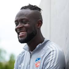 Stephen Hedges (StephenHedges89@)