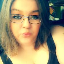 With Jamal Roberts winning season 23 of American Idol, the 27-year-old  contestant left with a recording contract and a six-figure cash prize. Read 