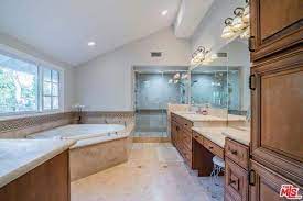 See more ideas about bathroom design, bathrooms remodel, bathroom inspiration. 101 Large Bathroom Ideas Photos Home Stratosphere
