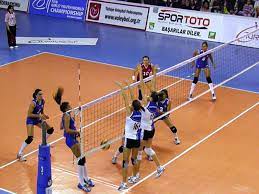 Topu rakip sahaya düşüren takım puan kazanır. Voleybol Oyun Kurallari Nelerdir Denkbilgi Com