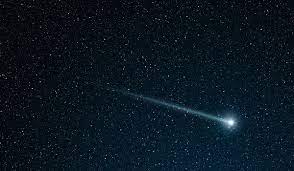 Falam que quando uma estrela cadente aparece,você tem que fazer um pedido e ele se realizará. Estrelas Cadentes Brasil Escola