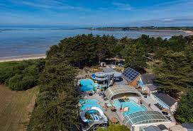 Camping Avec Piscine Couverte En Loire Atlantique Á Le Moulin De L Eclis