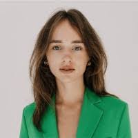 Inna Edelman's Instagram, Twitter & Facebook