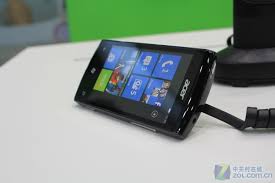 Acer Allegro mit Windows Phone 7.5 ...