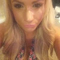 Tiffany Robins's Instagram, Twitter & Facebook