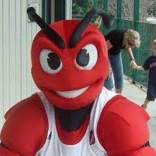 The clippers' mascot had debuted in february 1985, midway through the team's first season in los angeles, as a nameless sea captain. Los Angeles Clippers To Get A Mascot Posts Facebook