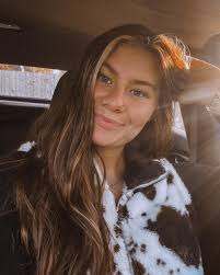 Hello ☀️ my name is Elizabeth Wilson but go by Izzy! I have been  babysitting/nannying my whole life! I'm a nursing student with a CNA & CPR  certification looking for some weekdays