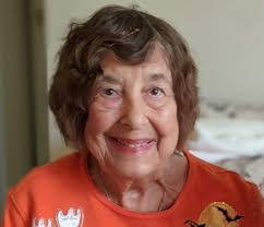 Eileen Chase's Instagram, Twitter & Facebook