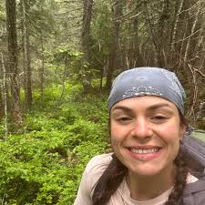 Beginner pickleball players in Williamsburg