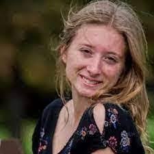 Ashley Dager's Instagram, Twitter & Facebook