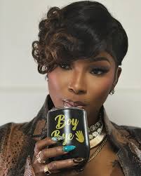 Through every valley and every victory, His goodness has never failed me.”  #godisthegreatest #gratefulheart❤️ #blessed @islandeye #photocredit📸  @glamourartbytoya 💋💄🫦 @teionsealey 💇