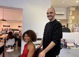 Nous nous réjouissons de vous accueillir prochainement dans notre salon. Richard Coiffeur Au Salon Manon C A Lille En Finale D Un Prestigieux Concours De Coiffure Lille Actu