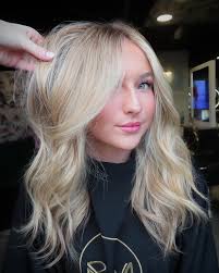 Abby Swift (@swiftabby) • Instagram photos and videos