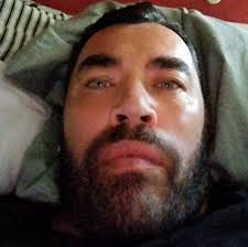 狗哥- 狗：我不是真的人，你是真的狗| Facebook