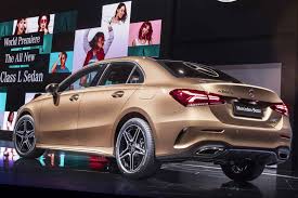 Inedito Mercedes Classe A Sedan E Revelado Na China Mercedes Mercedes Benz Mercedes Classe A