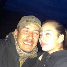 Tara Fields and Robert Sam's Wedding Registry