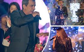 Κύριος θεμησ αδαμαντιδησ θέμης αδαμαντίδης: Monadikh Premiera Me Toys 8emh Adamantidh Pano Kalidh Kai Elenh Xatzidoy Sto Katamesto North Live Stage Video Pics E Stage Gr