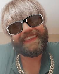 Jacob Tanner's Instagram, Twitter & Facebook