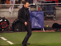 El entrenador de atlético de madrid, diego cholo simeone, ofreció una conferencia de prensa antes del duelo de su equipo ante huesca por la segunda jornada de la liga española, y dejó una sentencia sobre su manera de sentir el fútbol. Blog Brotons Las Pelotas De Simeone Eurosport