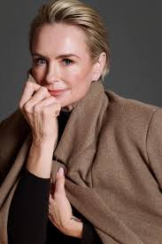 I was so disappointed that I missed the Dune suede boots, they look  gorgeous. I could buy them directly from Dune but at £199 it's a bit of a  push. Hey ho,