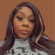 Ashley Maye's Instagram, Twitter & Facebook