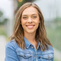 Kristin Stein's Instagram, Twitter & Facebook