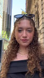 Had to hit my gossip girl sound while in nyc😊🗽👜