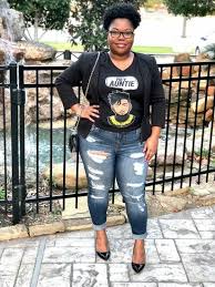 Cute Simple Way To Dress Up A Graphic Tee Layer It With A Blazer Pick Out A Cute Skinny Jean And Throw On Some Pumps Fashion Plus Size Fashion Cute Outfits
