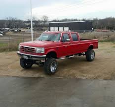 I Love The Wrap Around Lights Being White Instead Of Any Orange F350 Crew Cab 4x4 Trucks Obs Truck Old Trucks