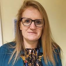 Alana Waldron's Instagram, Twitter & Facebook