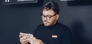 El cantante cubano Manolín, el Médico de la Salsa, anuncia su retiro:  'Sueño cumplido'