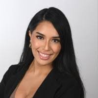 Laura Naredo's Instagram, Twitter & Facebook