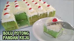 Wahh gampang ya lu resepnya en kelihatan enak.kayak bolu pandan merupakan variasi dari kue bolu dengan sentuhan aroma pandan. Bolu Potong Pandan Keju Youtube