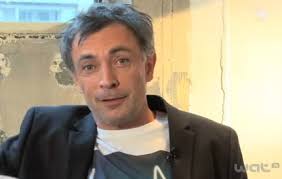 Synopsys de sous le soleil. Avis Livre Frederic Deban Sous Le Soleil Exactement Nouveautes Tele Com