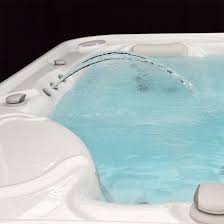 We are going with air for the above mentioned reasons, avoiding water leaks, gunk in the lines etc. Whirlpool Baths Vs Jacuzzi Baths What S The Difference Luna Spas
